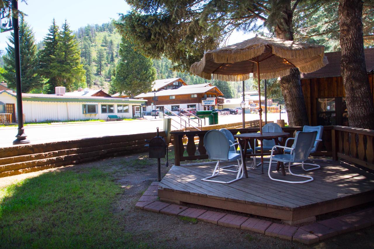 רד ריבר Sitzmark Sports Lodge מראה חיצוני תמונה